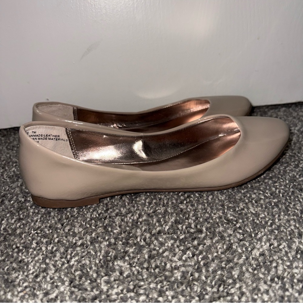 Steve Madden Amoree Ballet Flats Nude Patent Leather Women’s Size 7M Slip On - Picture 8 of 12